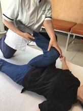 メディカルキュアカイロエステ ラクリア犬山/股関節のストレッチ