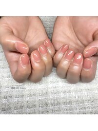 うるうるコーラルネイル