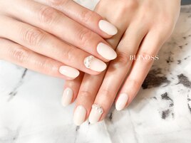 パールビジュー☆ネイル