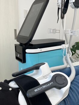 イルナ(ILUNA)の写真/【電磁パルス×ラジオ波】最先端シンクロラジオ波搭載！痩身マシン「ボディスカルプト」で本気の脂肪燃焼！