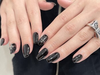 ワイワイ(yy)/ブラックネイル