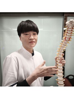 江戸川平井整骨院/背骨のゆがみ