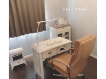 温活カフェ ココロ(cocolo)の雰囲気（落ち着いた雰囲気のネイル部屋です）