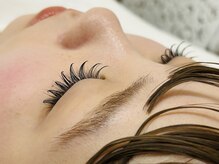 アーサス ヘアー デザイン 燕三条店(Ursus hair Design by HEAD LIGHT)の雰囲気（束感が好きな方はこれ！付け心地も◎フラットラッシュ120本♪）