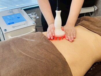 さとう美容整体 町田店/ハイパーナイフで脂肪燃焼