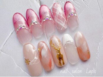 ラピス 自由が丘(Lapis)の写真/スラッと上品な指先に変身！冬の大人可愛いチェックネイル＆クリスマスデザインで毎日をHAPPYにしよう♪