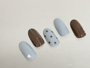 ブラウン×ブルーネイル