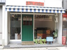 アンリーヴ(Un reve)の雰囲気（美容院併設のキレイなお店です♪御予約　TEL 075-203-7318♪）