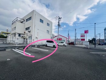 サロン アールフジ(SALON R fuji)/駐車場はダイソーの西側です♪