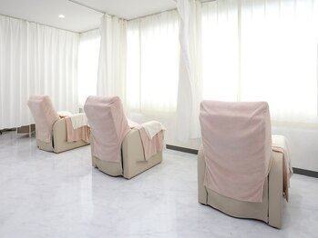 アイラッシュ ベイビーステップ(Eyelash Baby step)/リクライニングチェア