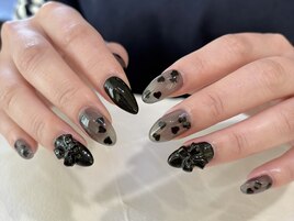 ブラックハートホロネイル