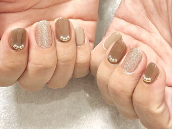 リーブル ネイル(Libre nail)/【定額4本アート】