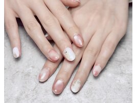 ミラーフラワーブライダルネイル