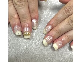 2024夏ネイル【フレンチ】