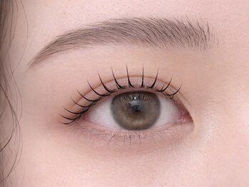 メデル 表参道(MEDERU)の写真/エクステ×パーマ同日施術でも仕上がり長持ち◎アンドヘルシー80本￥9950♪初めての方や卒業式もおすすめ☆