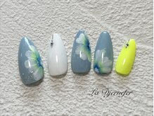 ジェルネフェル(LaDjernefer)/くすみブルー×ネオン