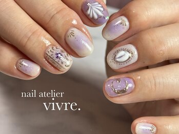 ヴィーヴル(vivre.)/チーク/ニュアンス/シェル