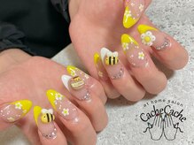 カシュカシュ(Cache Cache)/みつばちネイル