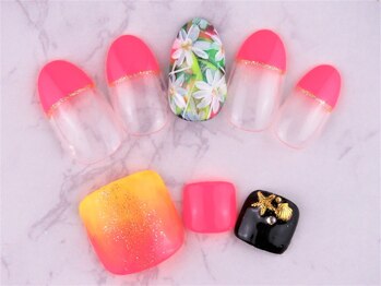 モアニ ヒロオ 渋谷店(MOANI Hiroo)/ハンドとフットでお揃いカラー♪