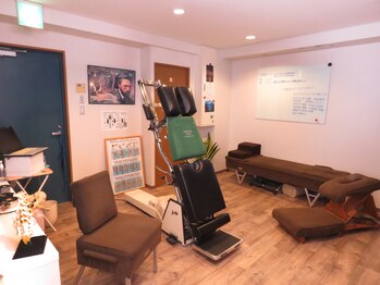オレンジカイロプラクティック/施術スペース