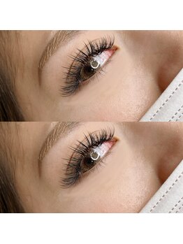 アグライア(Aglaia)/フラット×ボリュームラッシュ