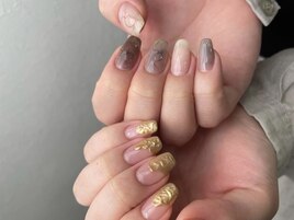 個性派ちぐはぐネイル