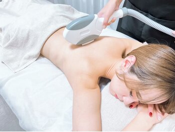 ミンティー 橿原店の写真/【今年は絶対都度払い】全身脱毛1回¥6000(VIO顔除く)/リピート再来30分脱毛し放題1回¥6000[全身脱毛/橿原]