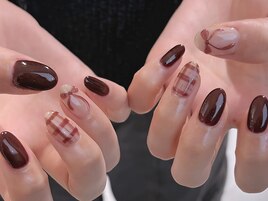 名駅リボンチェックネイル