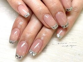 キラキラガラスフレンチネイル