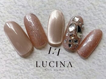 ネイルスタジオ ルキナ(LUCINA)/T-164 大人上品ビジューネイル