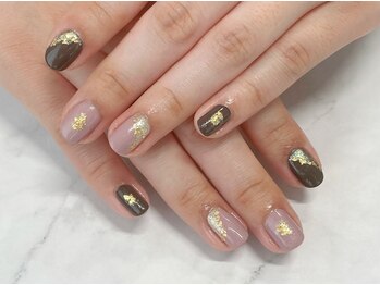 ネイルズ アヴァンティ(Nails Avanti)/ケア付デザインマニキュア¥6600
