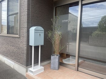 ラポール/ブルーのポスト