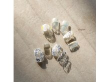 シルニー リム(Silny rim)/アシンメトリーニュアンスネイル