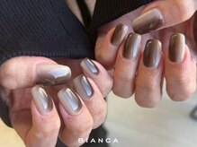ビアンカ ネイルサロン 大宮店(Bianca)/ビターな縦グラデーション