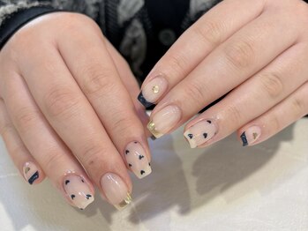 ネオリーブシェリエ 浅草店(Neolive cherie)/ネイビーちびハートネイル