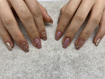 モナリザ 三宮店(MonaLisa)の写真/定番デザイン～トレンドデザインのニュアンスアートまでサンプルも豊富にご用意◎持込もOKです！