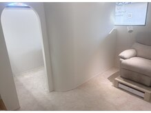 LUCE´.nailの雰囲気（室内は、半個室。ハンドフット同時施術可能です。）