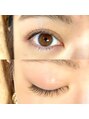 エノイ(enoi) トレンドのcolor extensionで抜け感eye