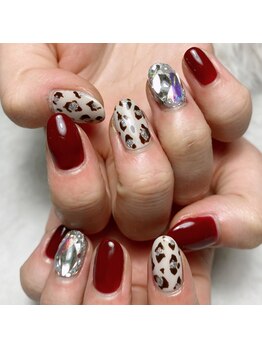 ヒョウ柄ネイル