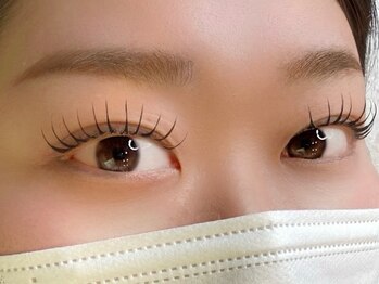 アステール(ASTER)の写真/自然で上品な目元に♪自まつげの負担も少なくモチも◎柔らかくフサフサな仕上がりに＊一緒にお悩みを解決！