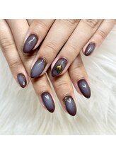 マイオティック ネイル(miotic nail)/ホワイトチークデザイン