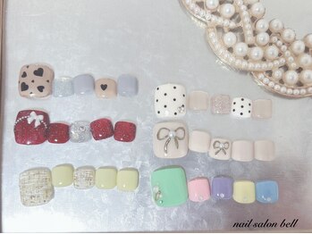 ベル(bell)の写真/足元から気分もアップ★大人可愛い定額フットネイルデザインをご用意しています。持ち込みデザインもOK◎