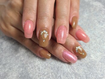 ネイルホン(nail Hong)/
