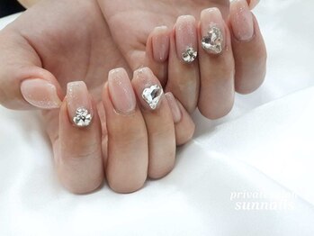 サンネイルズ(sun nails)/2本アート+ストーン追加