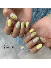 押し花　ミモザネイル