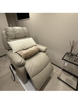 ジェノール 2nd beauty studio 姫路駅前店(JNOEL)/個室でゆったり理想のお目元に