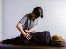 優しくソフトな骨格調整で骨盤や姿勢の乱れを整える