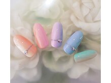 ネイルサロンシャネイル/パステル縦グラデーション