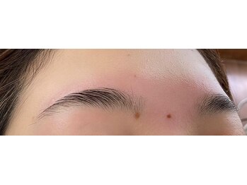 アイラッシュサロンナチュレ(NATURE)/ハリウッドブロウリフト