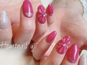 可愛いぷっくりネイル